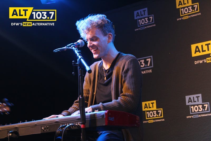 COIN Live At The Verizon Artist Lounge