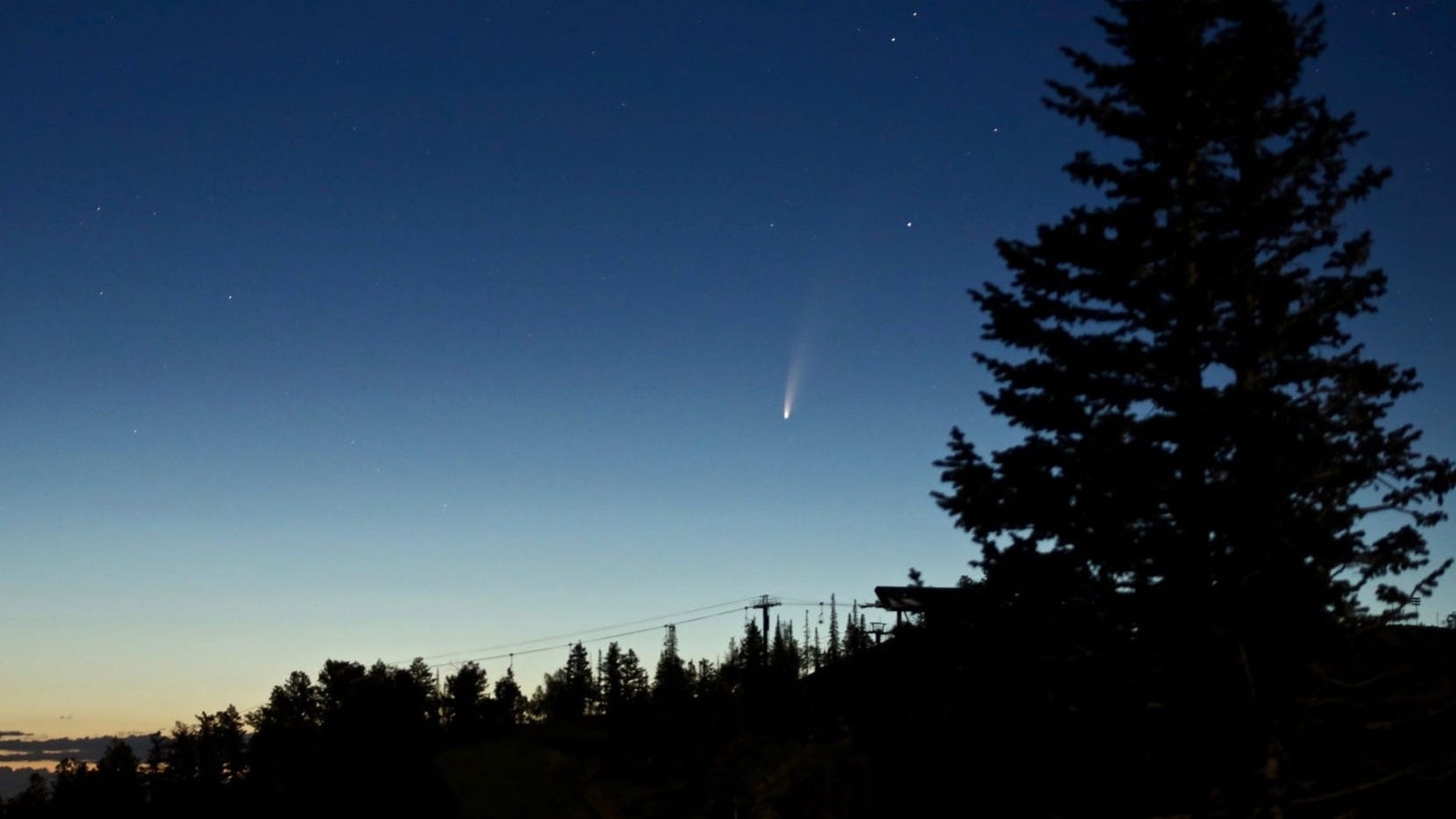 You Can See a Comet Fly by Earth This Month For the First Time in 6,800 years