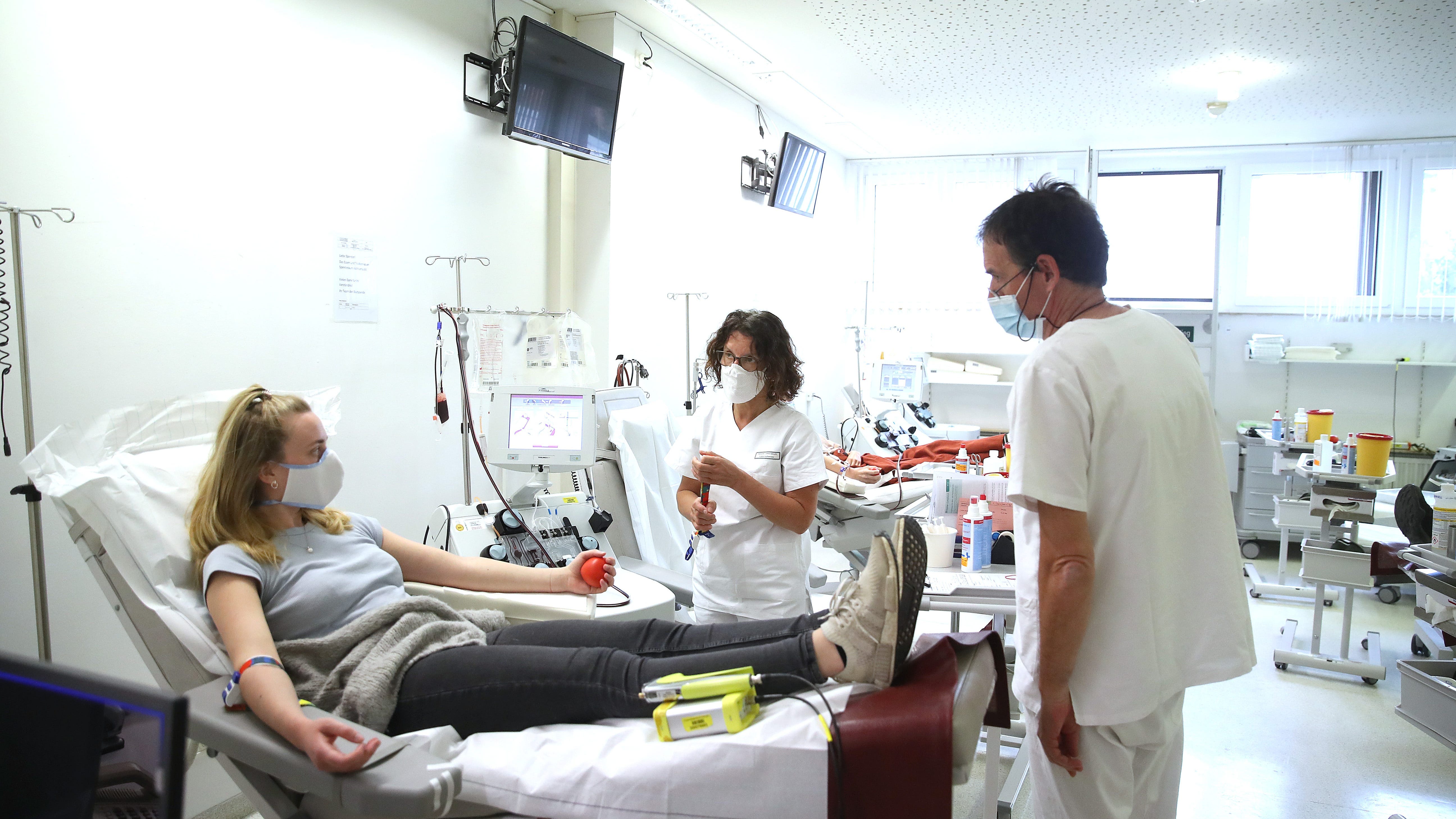 Major Study Suggests Blood Plasma Can Reduce COVID-19 Deaths