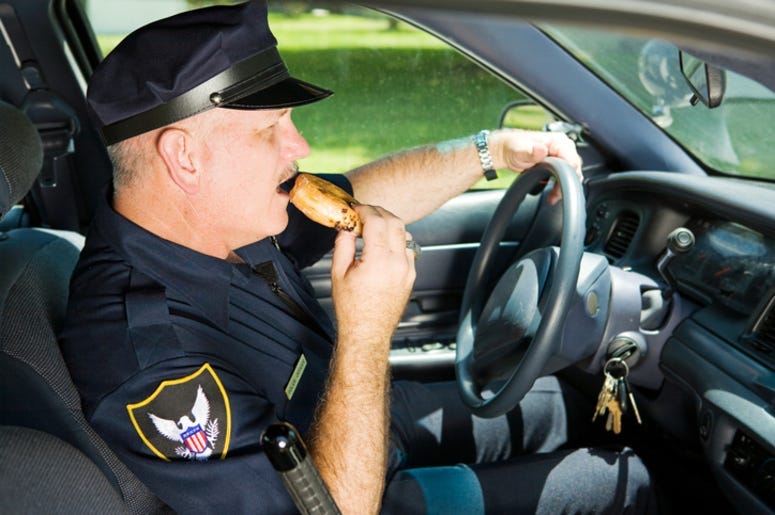 Cop_Doughnut