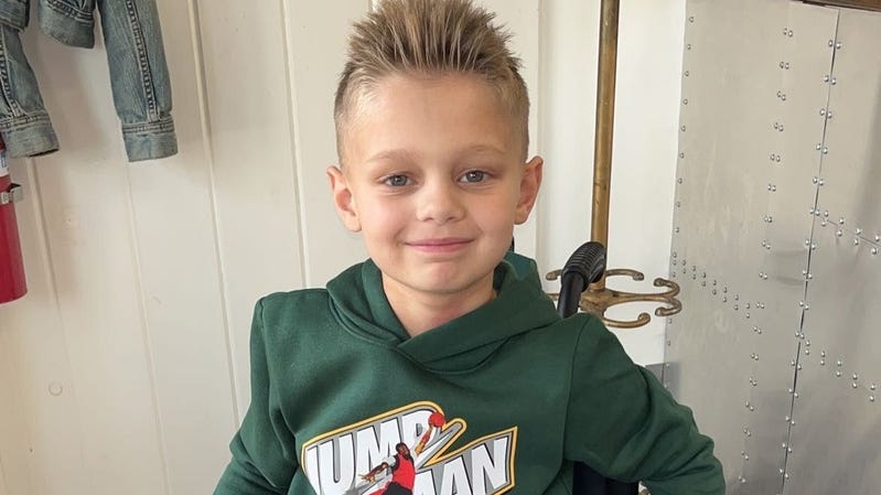North Shore charity awards 8-year-old boy paralyzed in Highland Park shooting