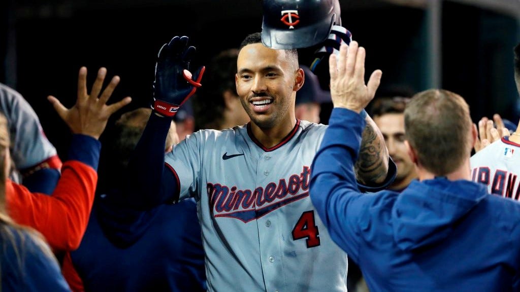 Report: Giants to sign prized free agent Carlos Correa to mega contract