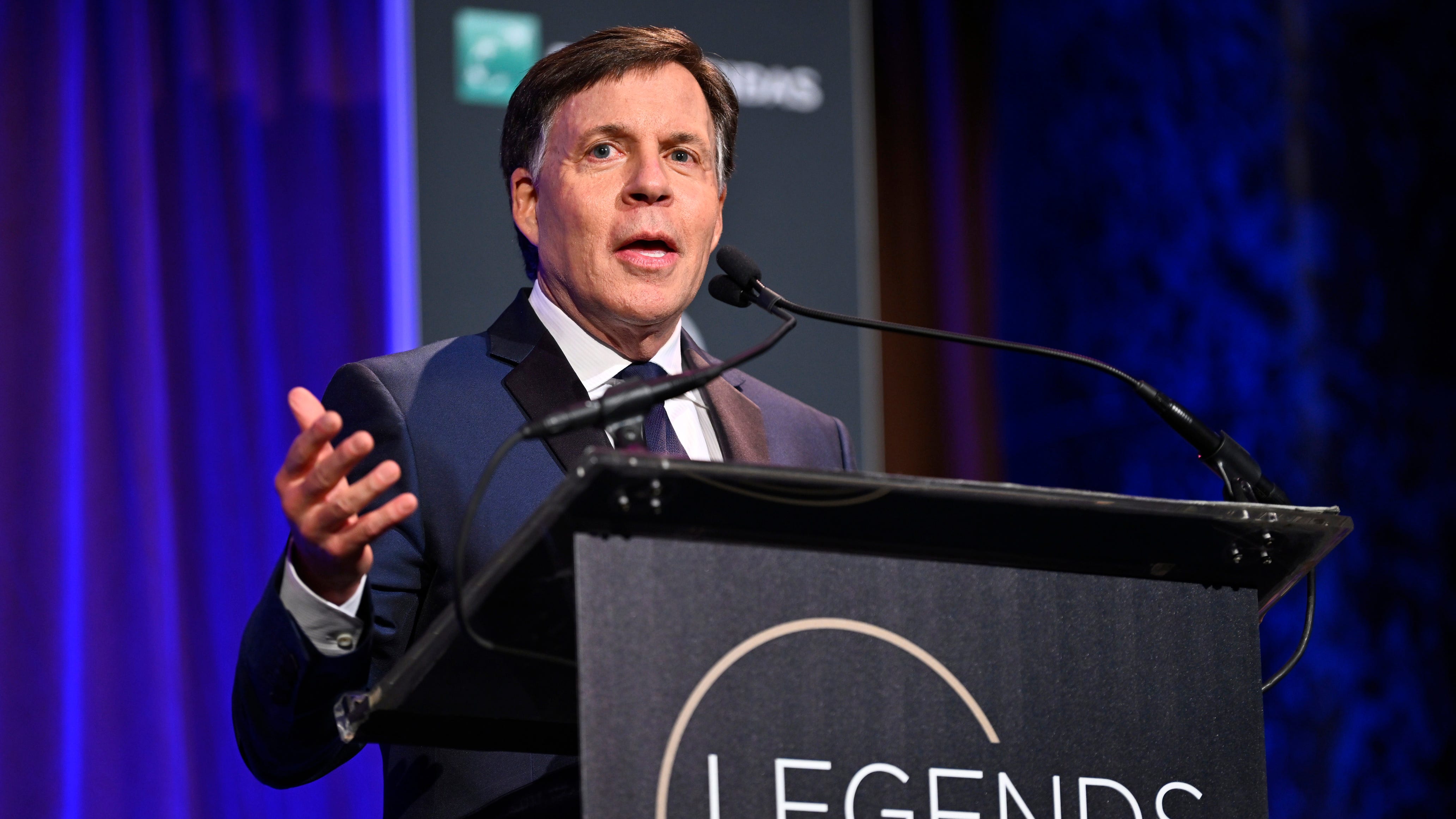 Bob Costas will call entire ALDS between Yankees and Guardians on TBS