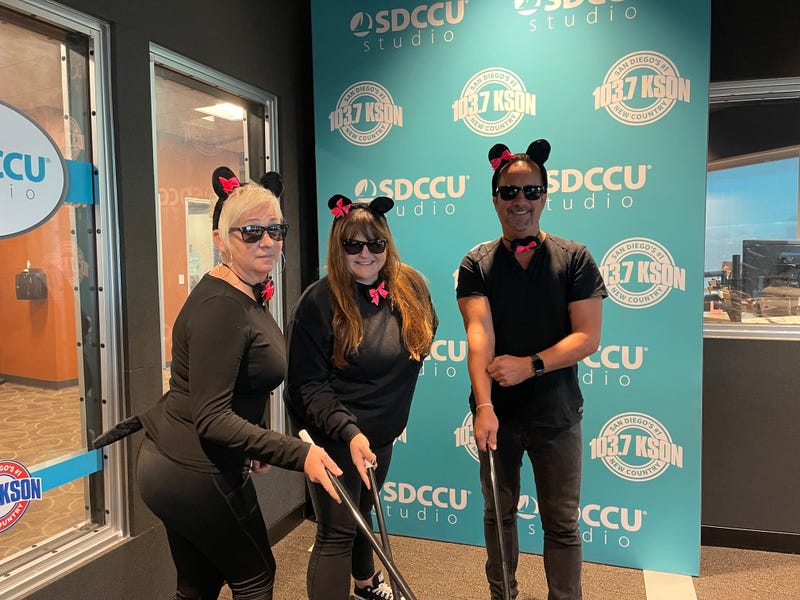 costumes