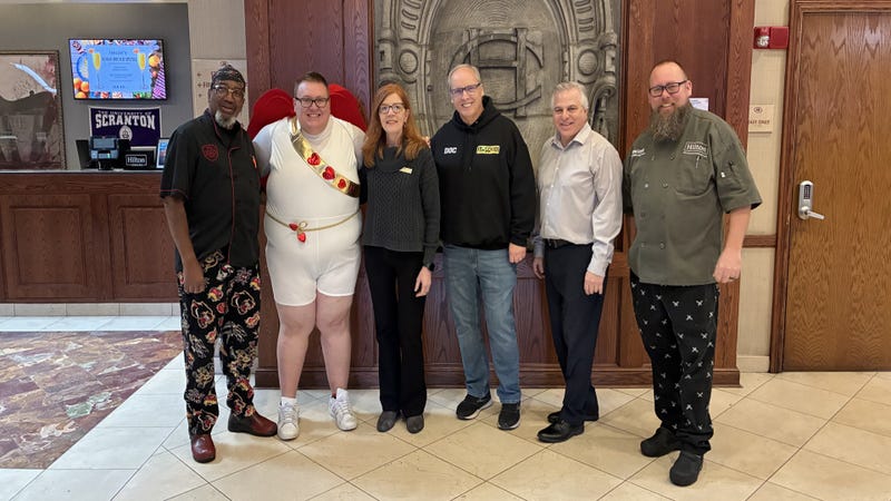 Doc & Cupid Chewy Deliver Lunch