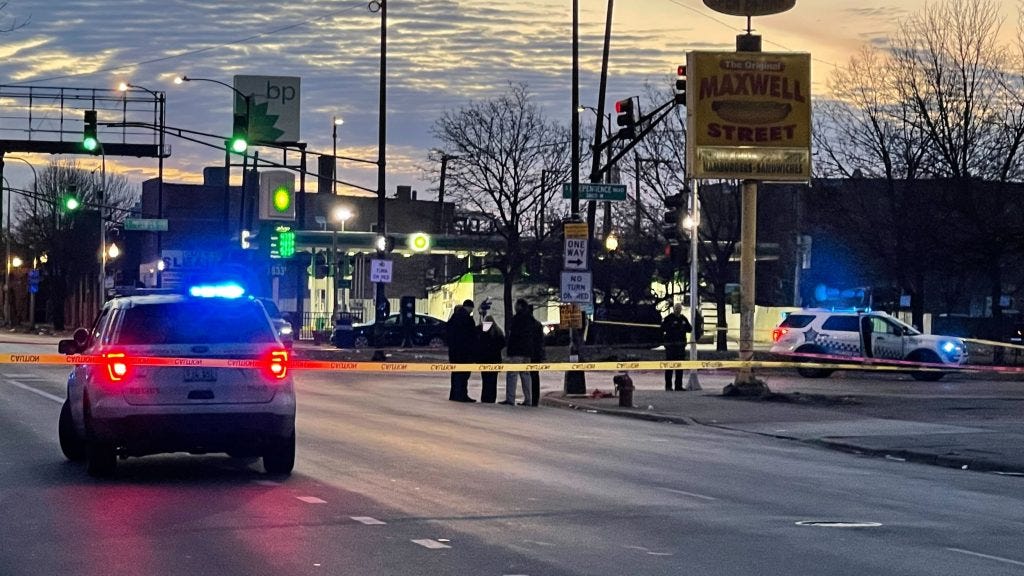 2 Chicago police officers shot on the West Side after gunman drops weapon in front of them, then opens fire