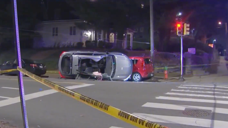 Woman crashes car after being shot by ex-boyfriend in West Mount Airy, police say