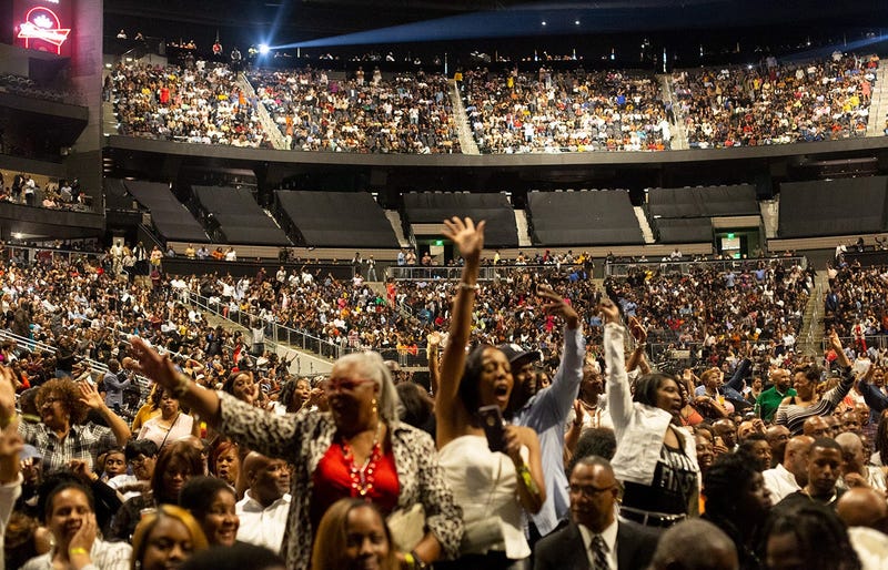 The crowd at V-103 LIVE on Saturday, March 30, 2019, at State Farm Arena in Atlanta