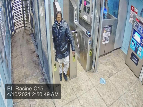 Police seeking man wanted for robbery on CTA Blue Line