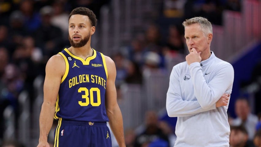 Steve Kerr 'relieved' about MRI on Steph Curry's shoulder injury