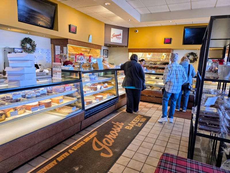 Customers visit Jarosch in last days at original location