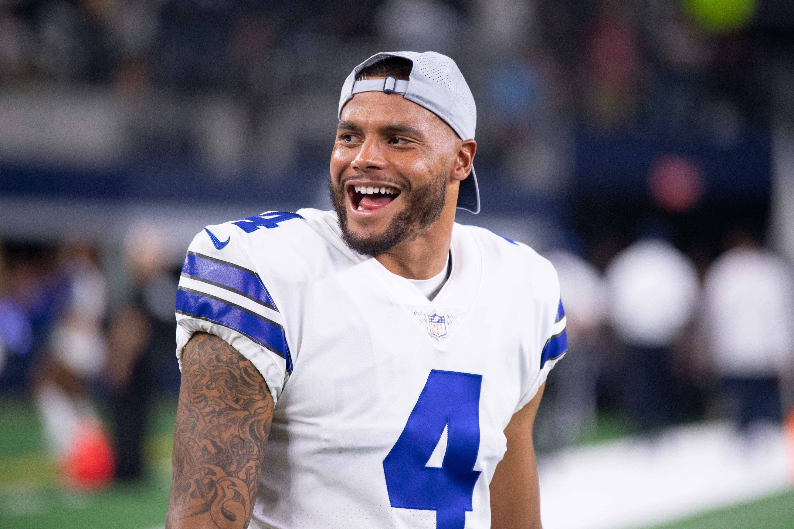 Joe Theismann: Dak Prescott Not Top 5, Should Sign Contract