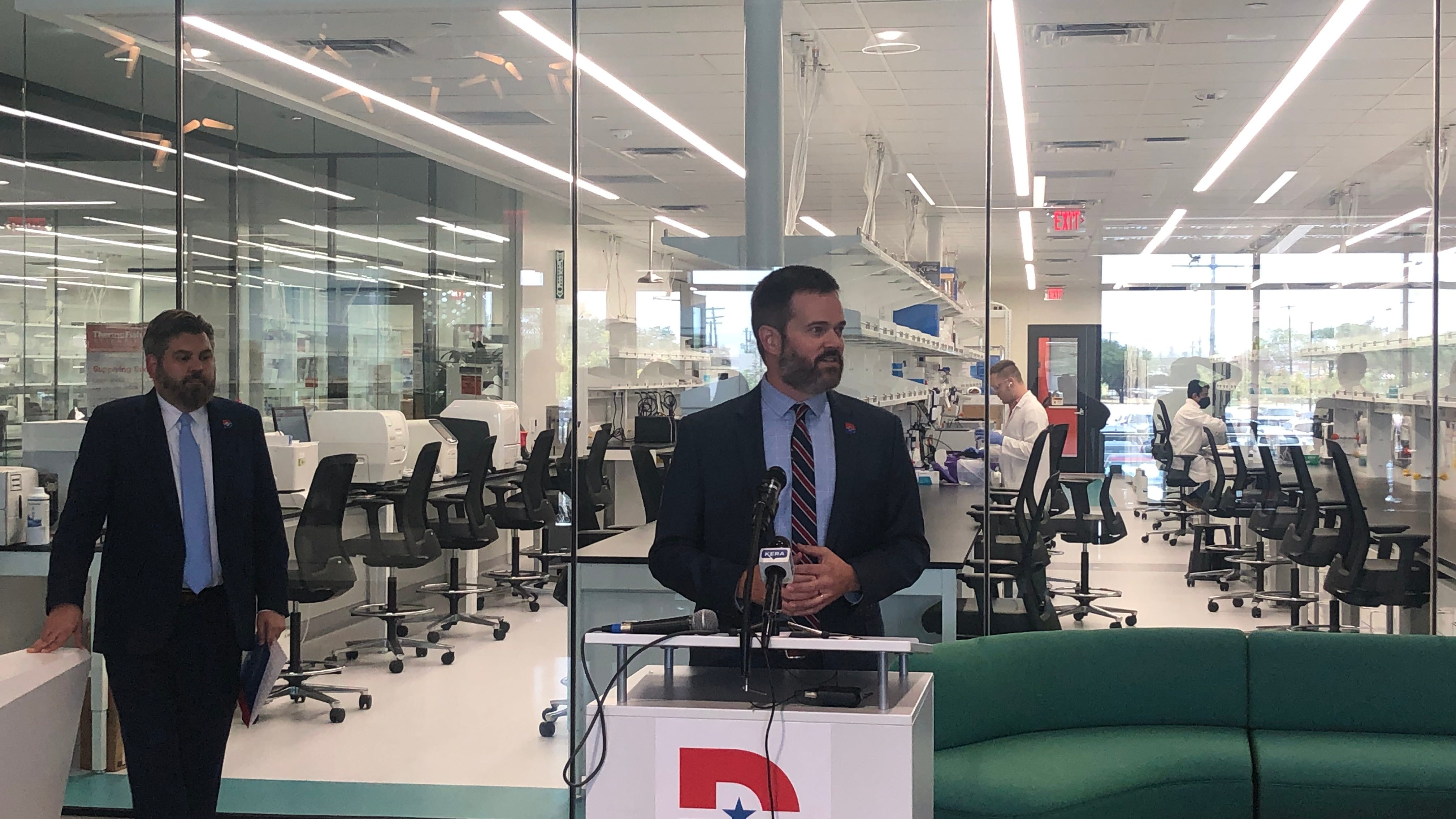 Dallas College wins federal grant for biotech research