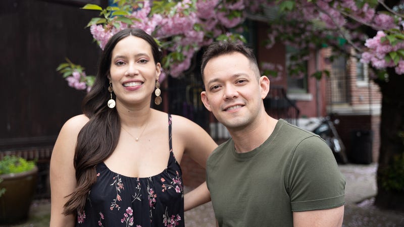 “Siluetas” co-writers Erlina Ortiz and Robi Hager