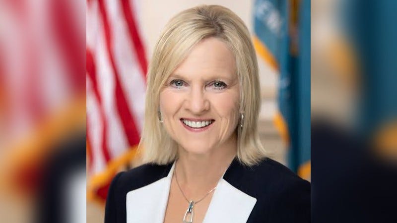 Gov. Bethany Hall-Long