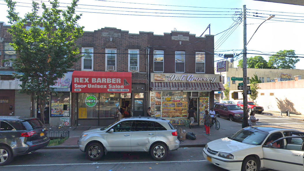 Man, 28, facing murder charges in fatal shooting of Bronx deli worker