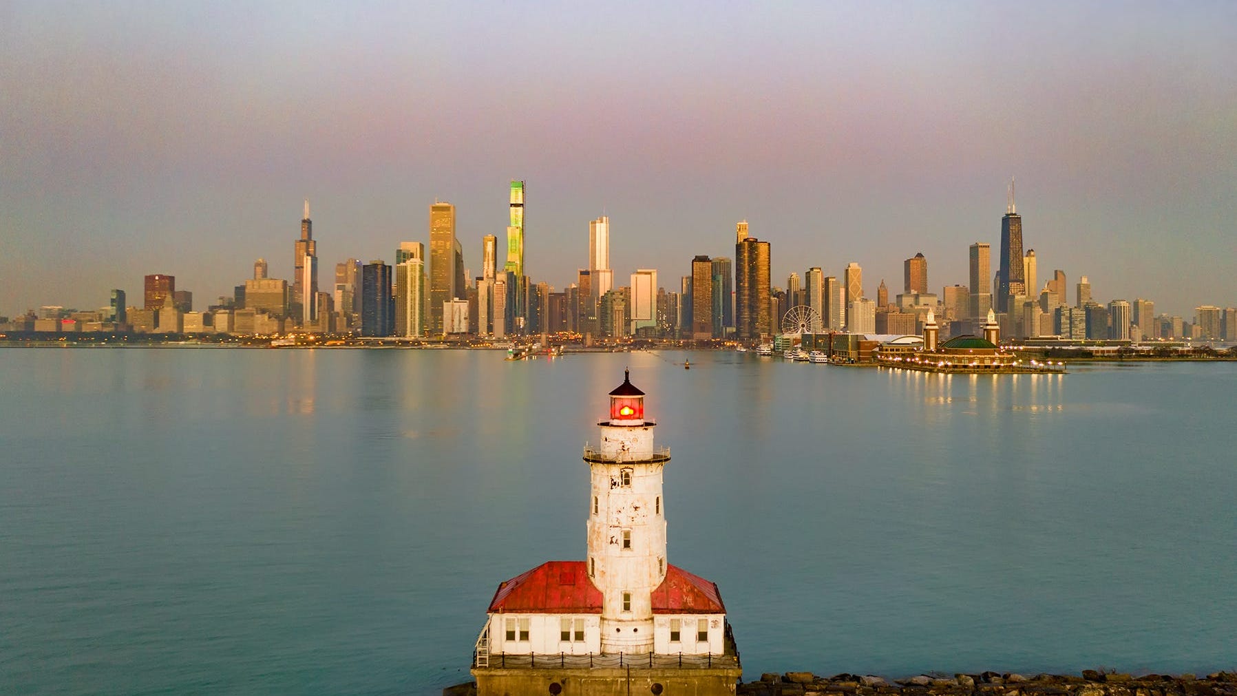 Illinois Saw Its 9th Consecutive Year of Record Tourism In 2019 With Increased Chicago Visits