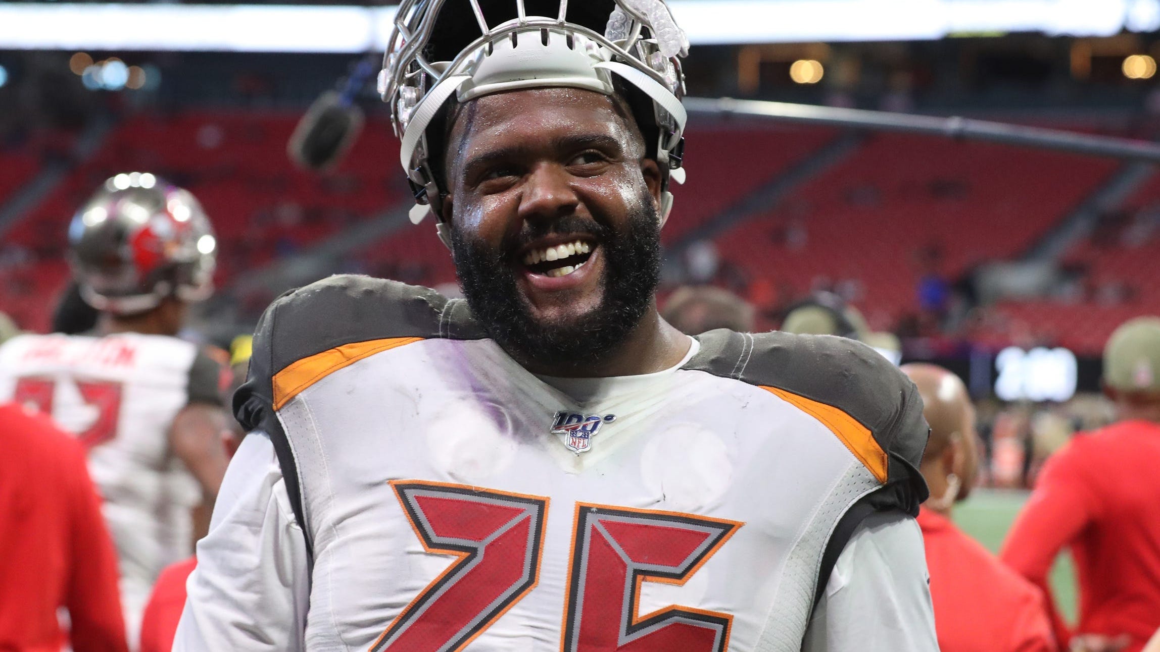 Buccaneers Tackle Donovan Smith: Playing During COVID Pandemic 'Does Not Seem Like a Risk Worth Taking'
