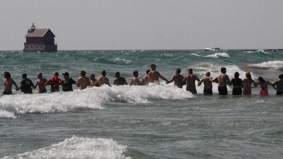 Nonprofit: Number of drownings in Great Lakes jumps in 2021
