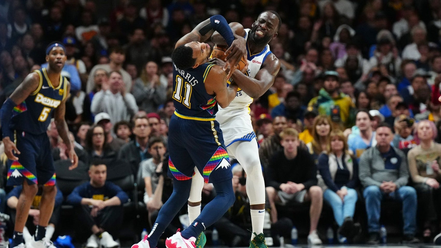 Foul trouble stifles Warriors in forgettable Game 4 loss to Nuggets