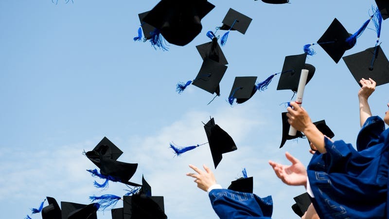 UIC To Host Virtual Graduation Celebration