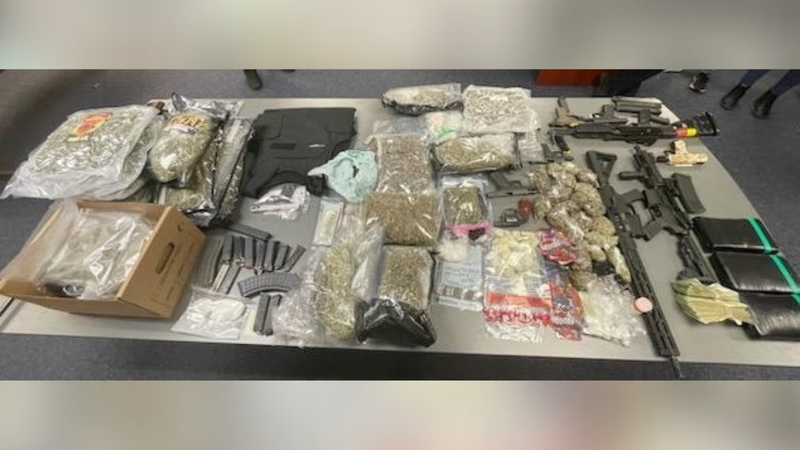 Feds bust drug trafficking ring in Philadelphia, arrest 17 people