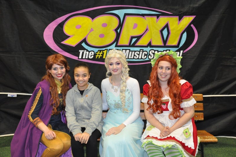 SnowQueen12321