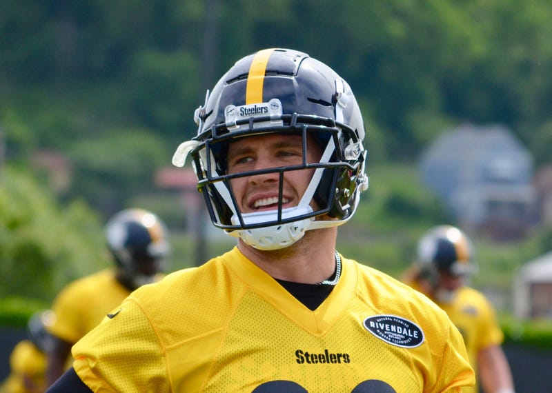 Steelers linbacker TJ Watt at practice in 2019