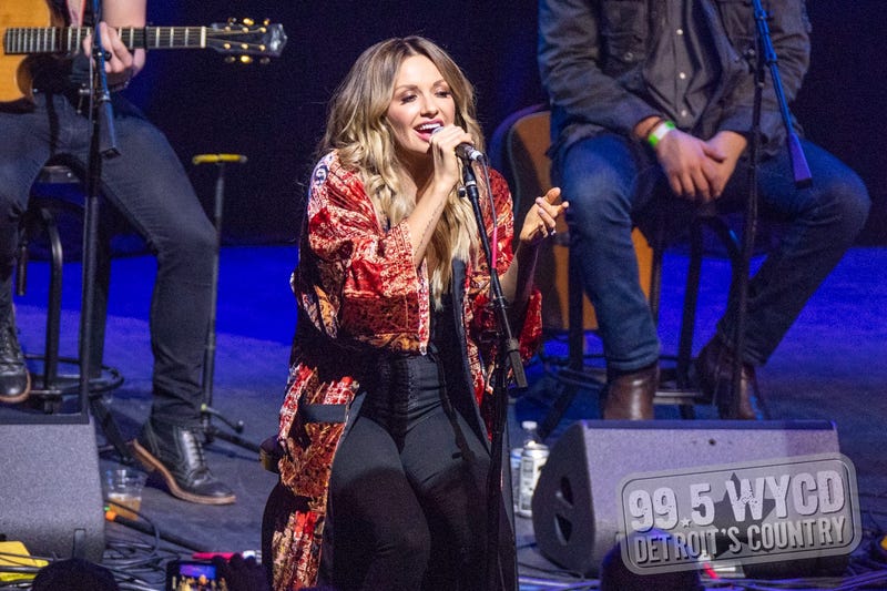Carly Pearce at Ten Man Jam 2020