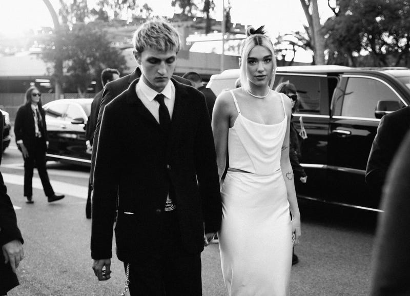 Dua Lipa, Anwar Hadid