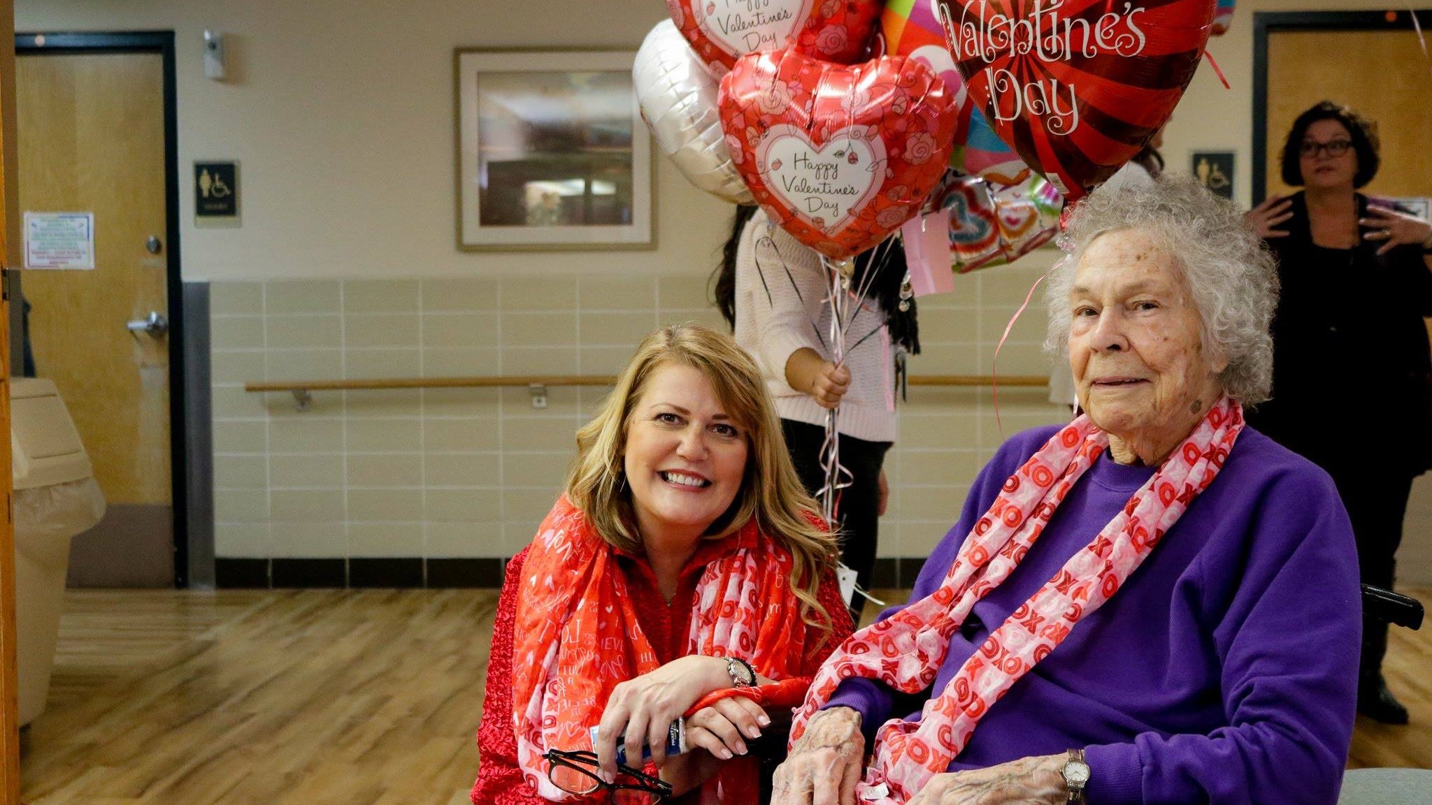 DuPage County long-term care facility offers Valentine’s Day treat for residents