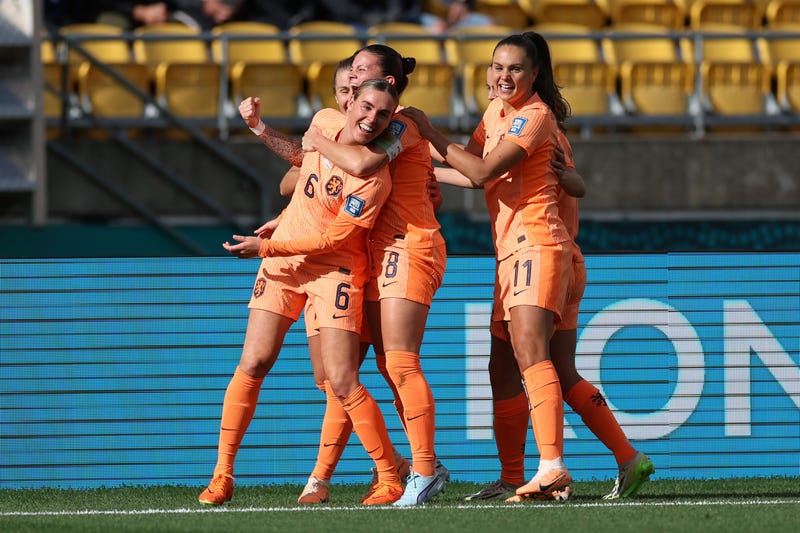 Jill Roord after goal