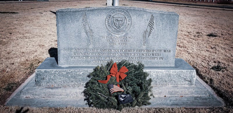 El Paso Wreaths Across America