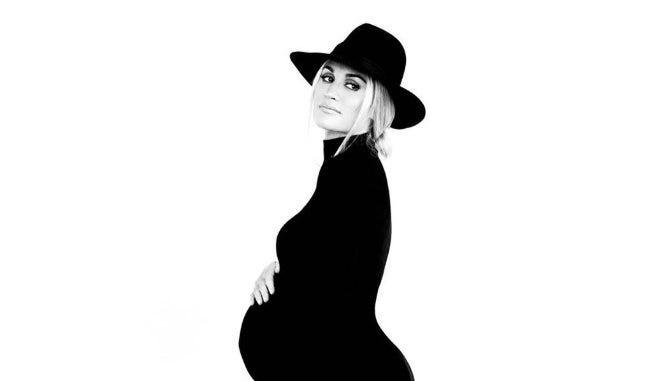 Brittany Aldean baby bump