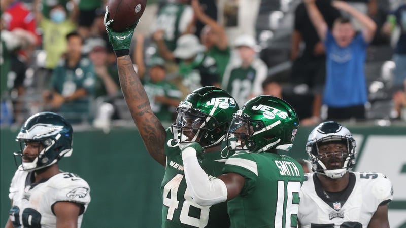 Kenny Yeboah after catching a Hail Mary pass thrown by James Morgan