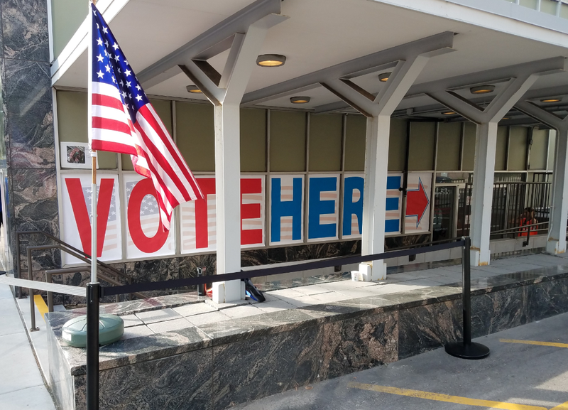Early voting center