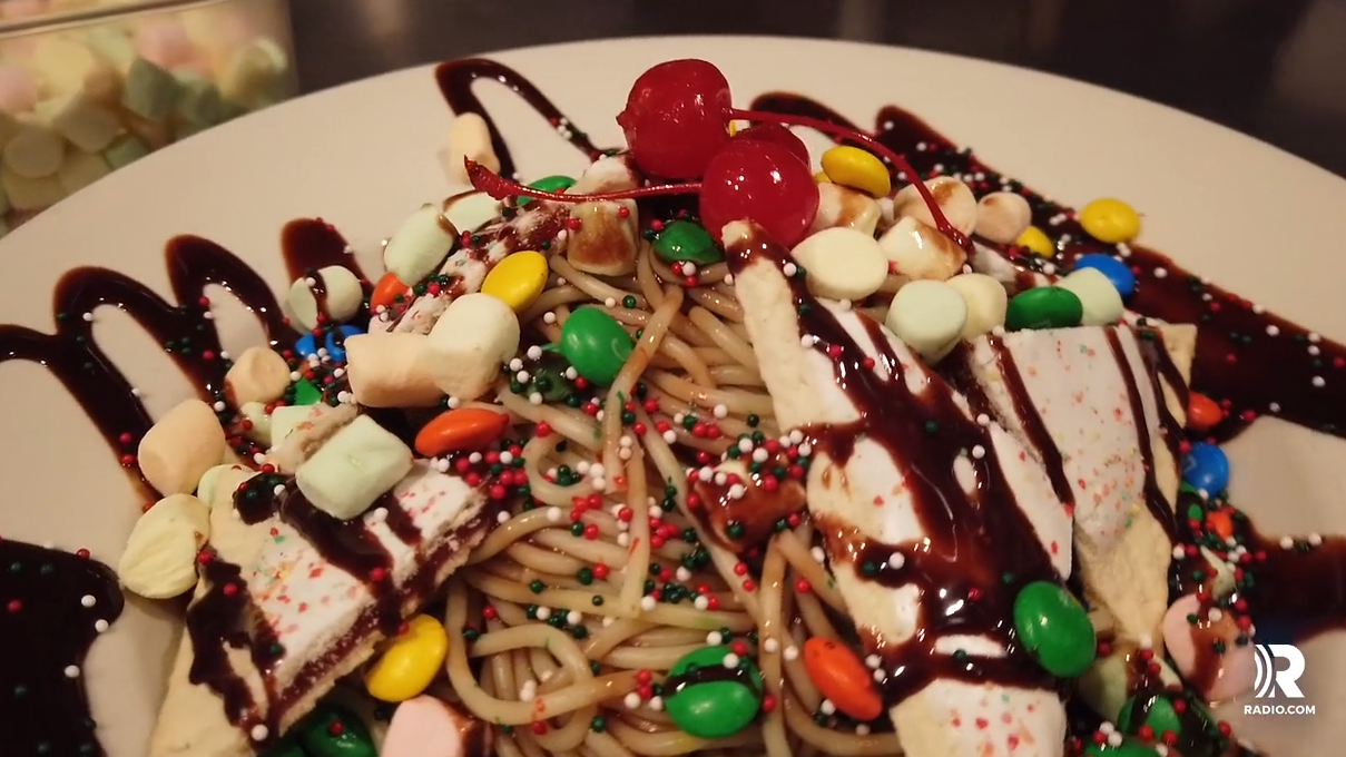 Spread Christmas cheer, eat Buddy the Elf's syrup spaghetti at Wrigleyville pop-up
