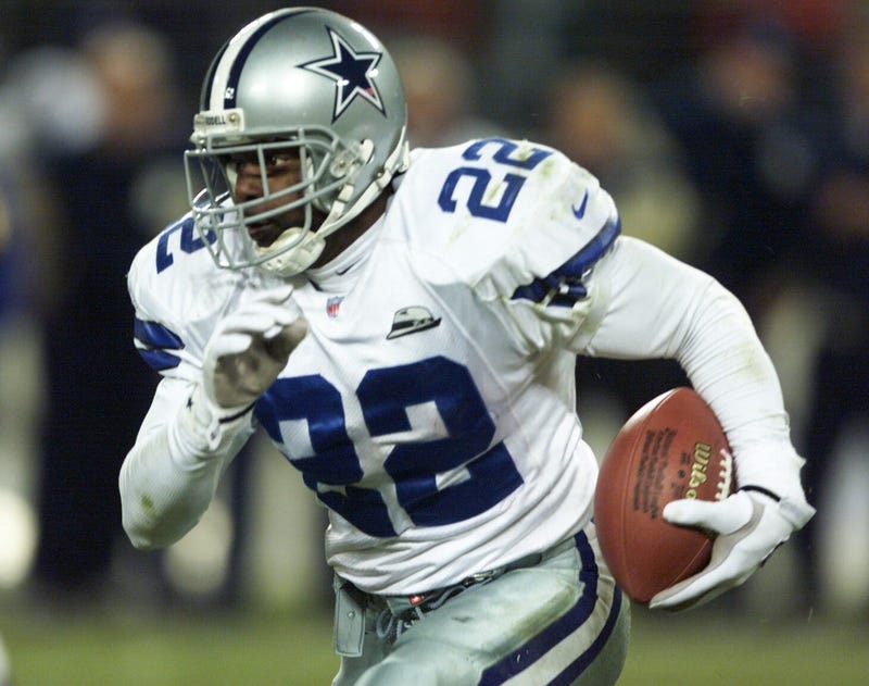 Emmitt Smith picks up some yards for the Cowboys