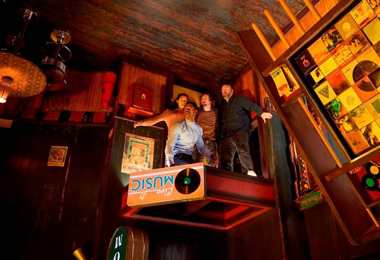 "Escape Room"