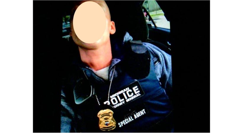 fake cop Auburn Hills