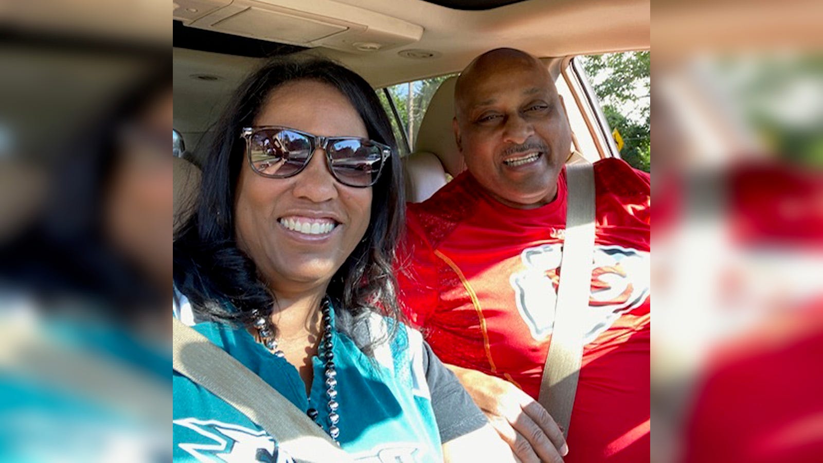 Even a Super Bowl can't come between this Eagles fan and her Chiefs fan husband