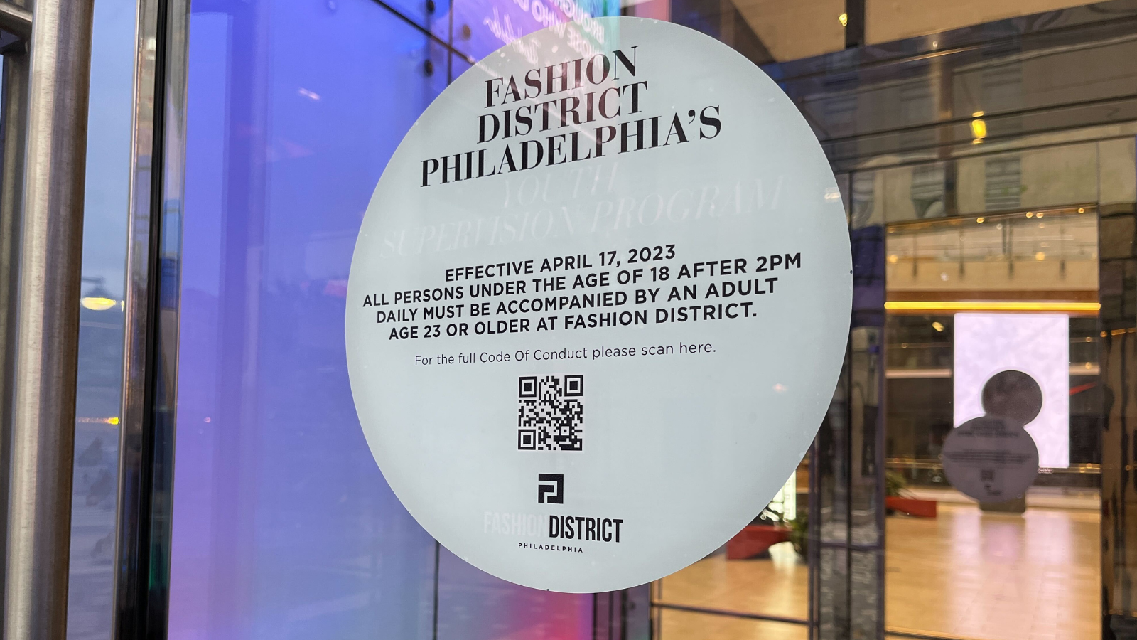 Afternoon curfew for teens takes effect at Fashion District in effort to curb unruly behavior
