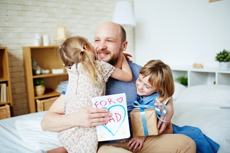dad and kids