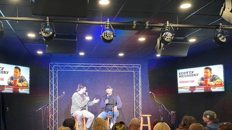 Scotty McCreery at Froggy 101
