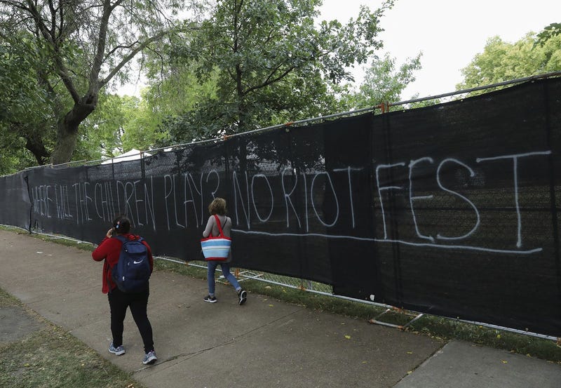 Riot Fest fencing