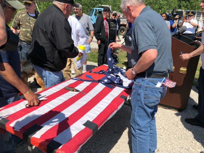On this Flag Day, the city of Chicago carried on a 13-year tradition, burning American Flags that have become worn out. 