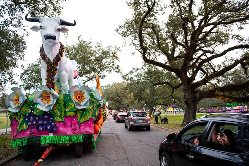 Float in the Oaks