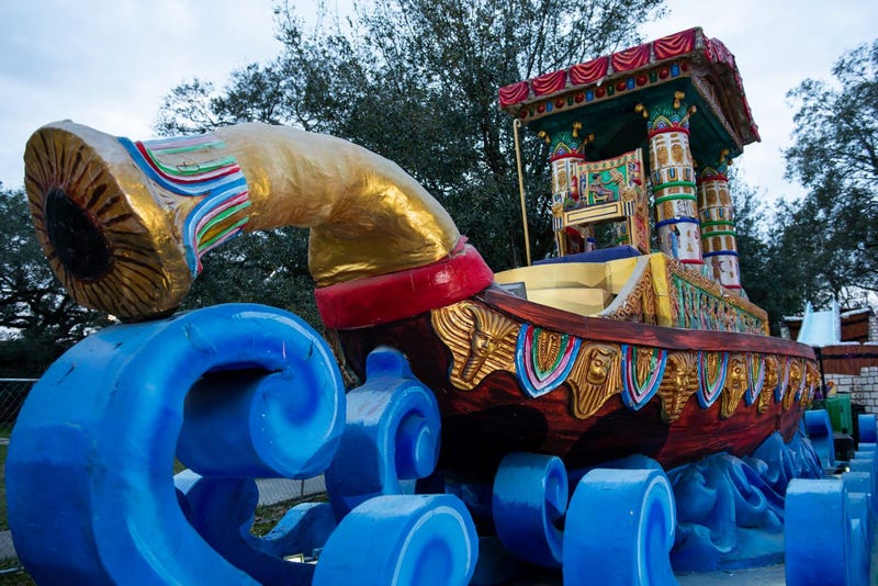 Floats in the Oaks