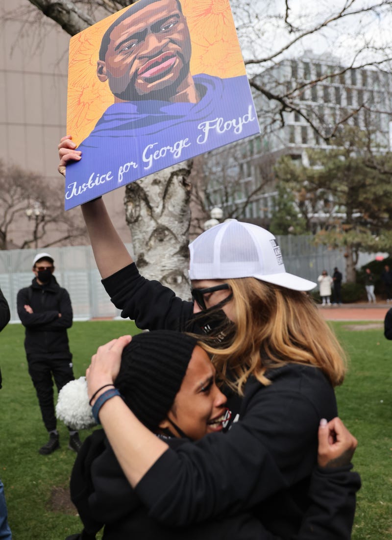 Minneapolis crowd marks Chauvin guilty verdict