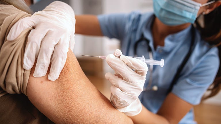 Poll finds 40% of Americans may refuse flu shot this year
